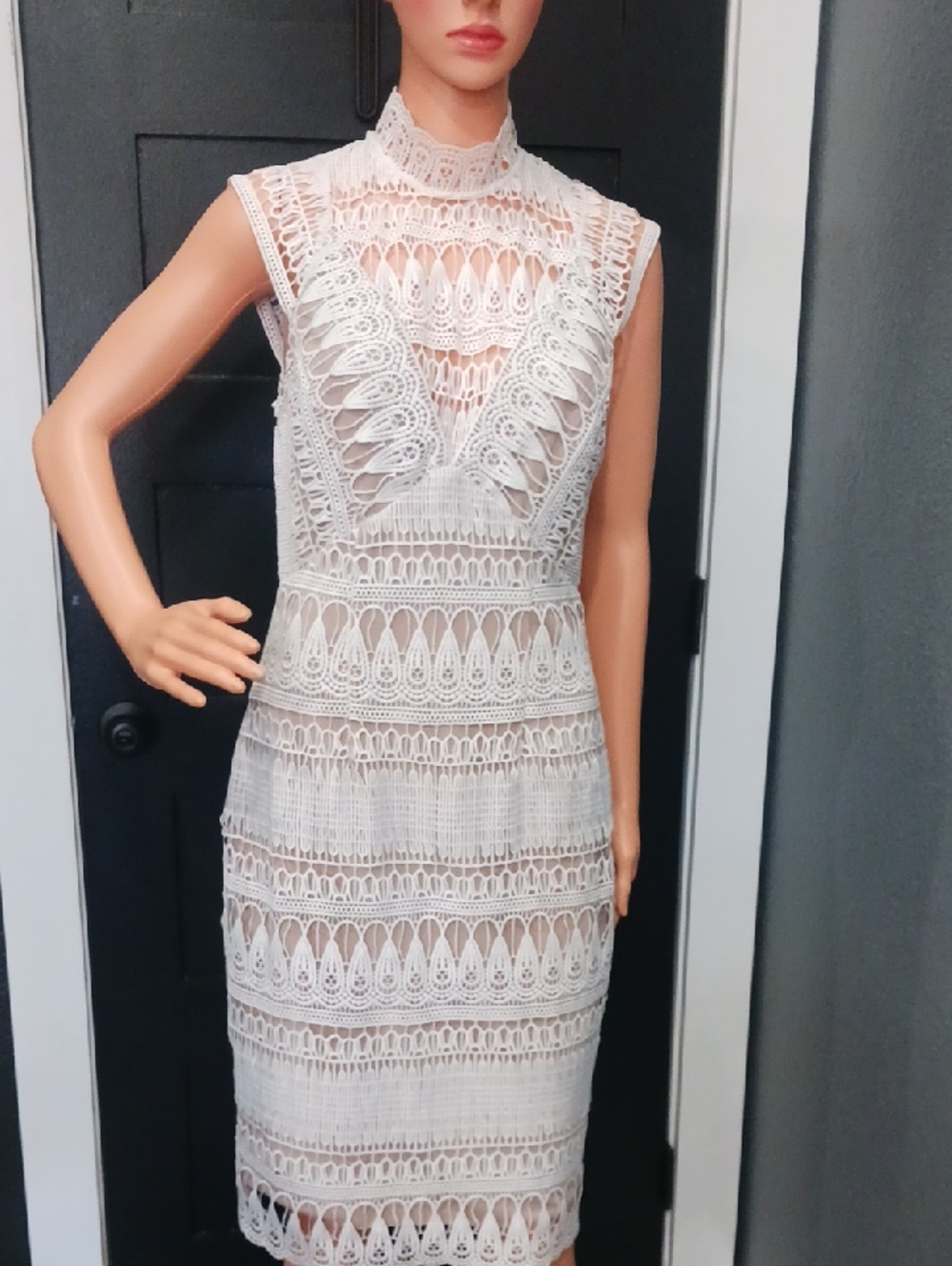 Ministry of Style Midi Dress Mock Neck Lace Overlay  Wedding Dress Size 6